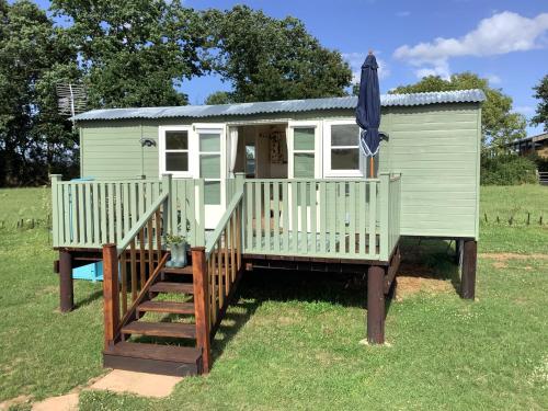 Muffins Meadow Shepherds Hut - last minute hotel in Unknown City