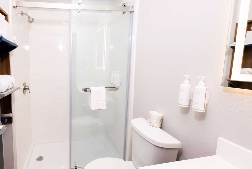 Microtel Inn & Suites by Wyndham Springville - photo 26