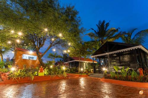 TT Beach Cottages - carbon neutral hotel in Candolim