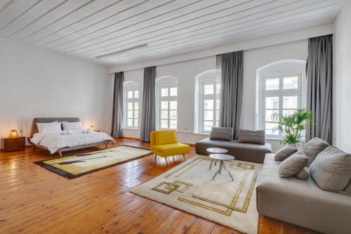 Kois Loft — 4-Star Luxury Hotel in Ermoupolis, Greece