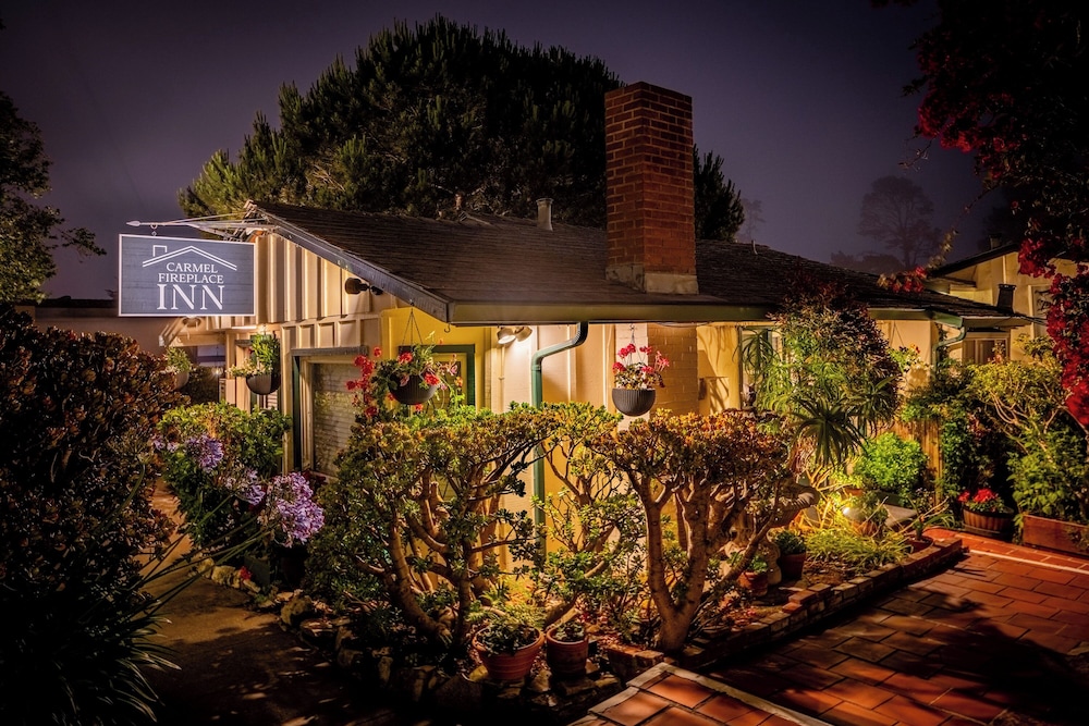 Carmel Fireplace Inn — hotel in Carmel