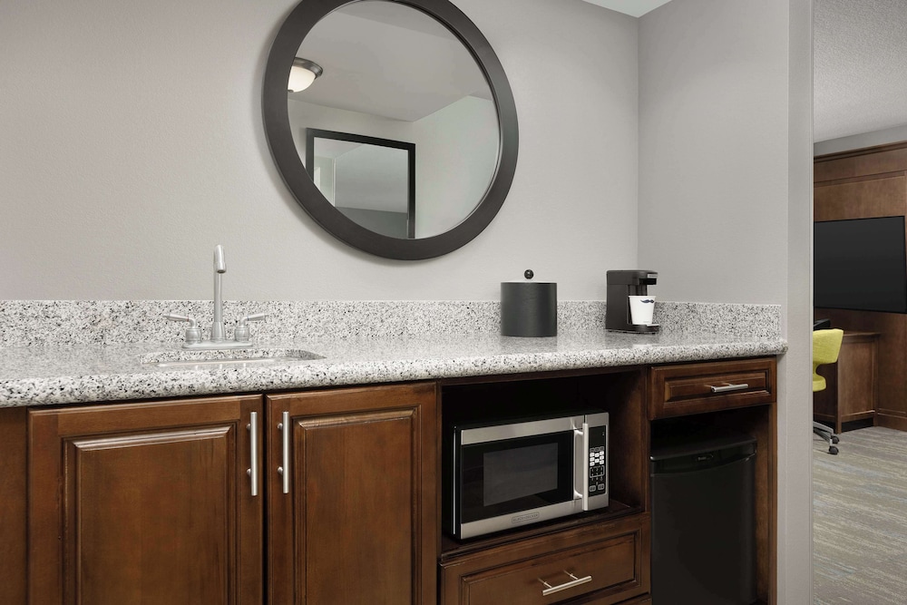 Hampton Inn & Suites Orlando North Altamonte Springs - photo 11