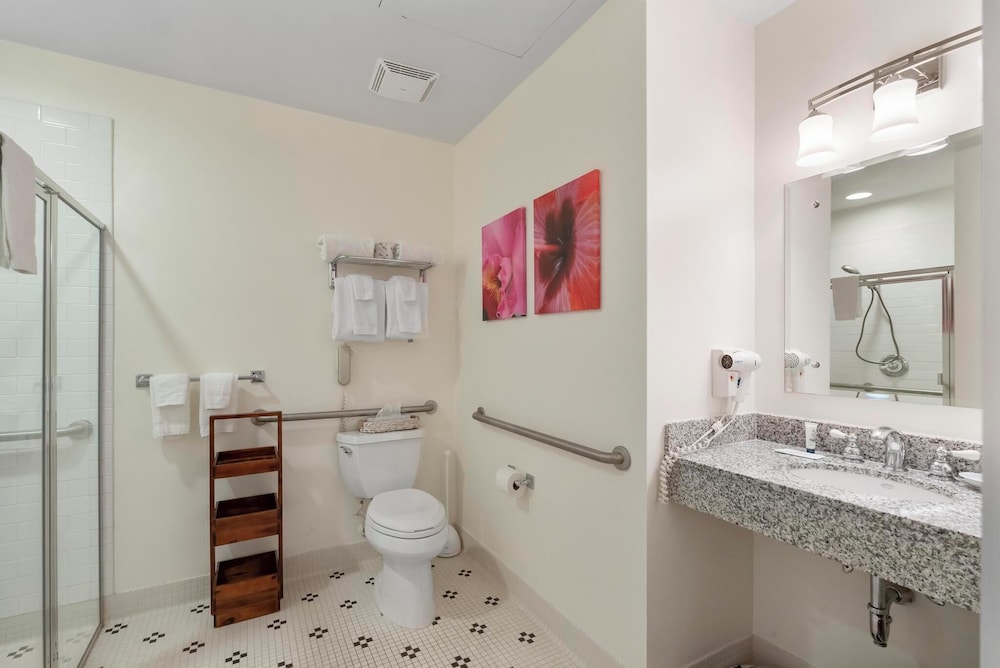 Village Suites Bay Harbor - photo 51