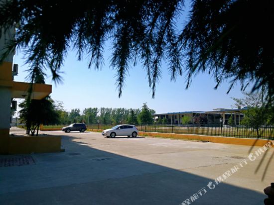 Yilai Hotel Zhengzhou airport store