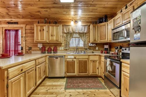 Magical Moments Hot Tub WIFI 560 in FREE Attractions tickets each paid day - photo 6