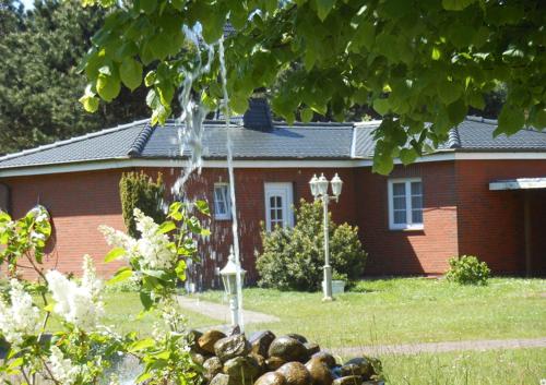 Bungalow Lerchennest — 4-Star Luxury Hotel in Sylt-Ost, Germany