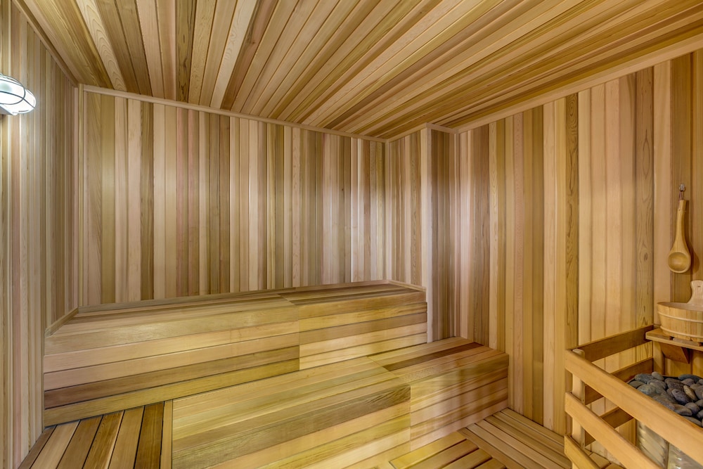 Holiday Inn & Suites Bellingham by IHG - photo 64