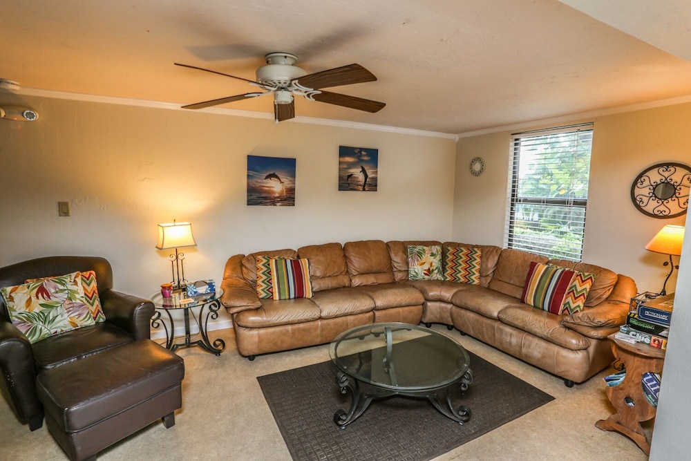 210 Miramar - photo 12
