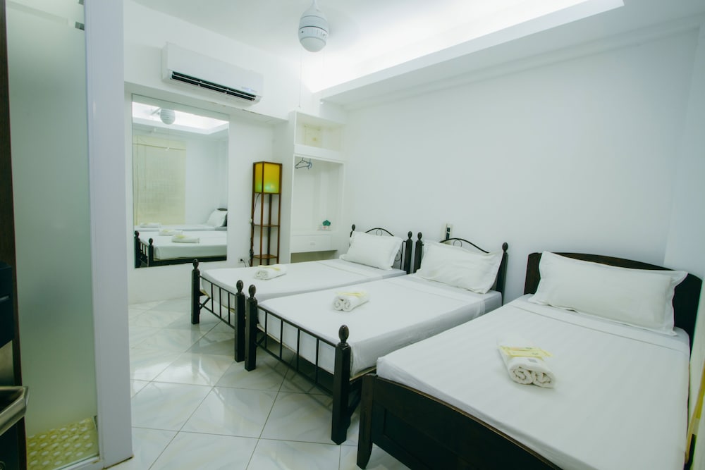 JJ Midcity Inn in Tabaco, Philippines