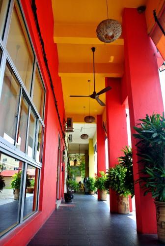 Wau Hotel & Cafe — Jerantut — photo 4