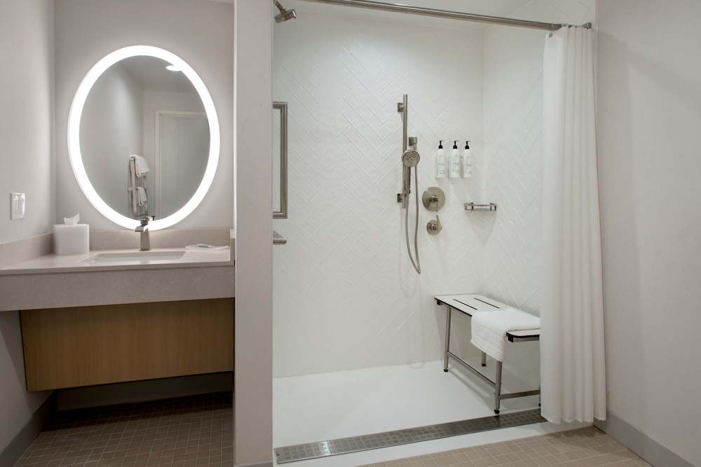 TownePlace Suites by Marriott Portland Airport ME - photo 17
