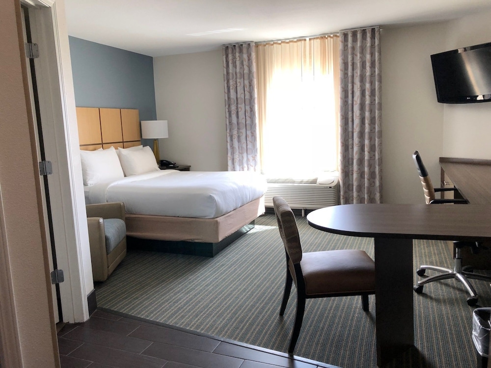 Candlewood Suites Houma an IHG Hotel - photo 3
