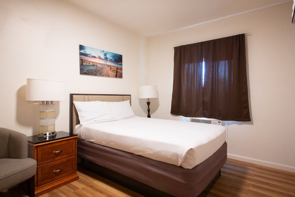 Anchor Pointe Inn - photo 18