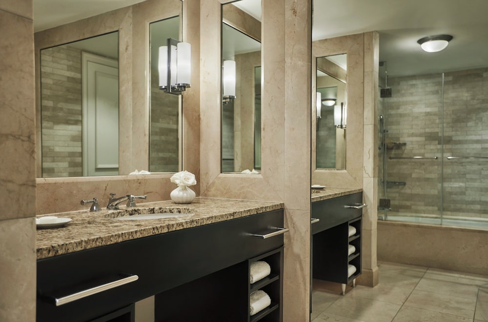 Four Seasons Hotel Chicago - photo 55