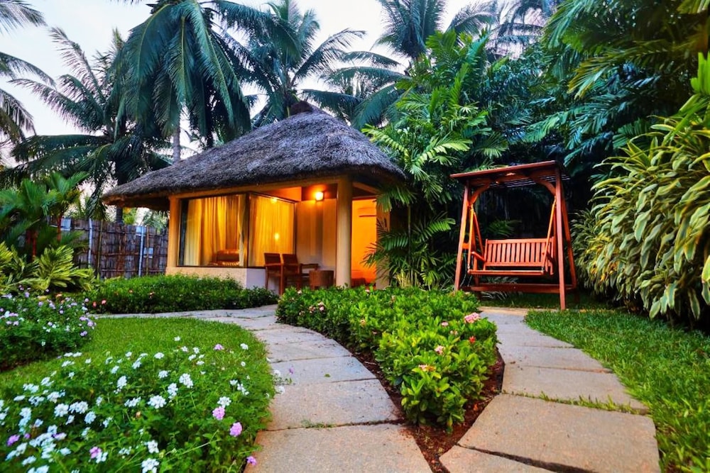 Coco Lagoon by Great Mount — hotel in Anamalais