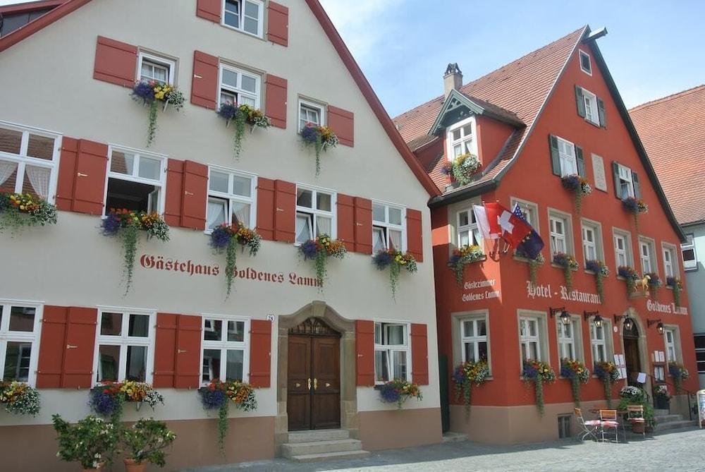 Hotel Restaurant Goldenes Lamm — hotel in Dinkelsbuhl