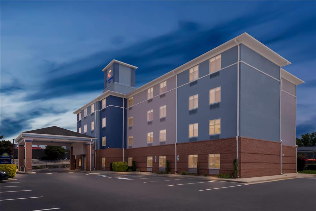 Comfort Inn Emporia - photo 36