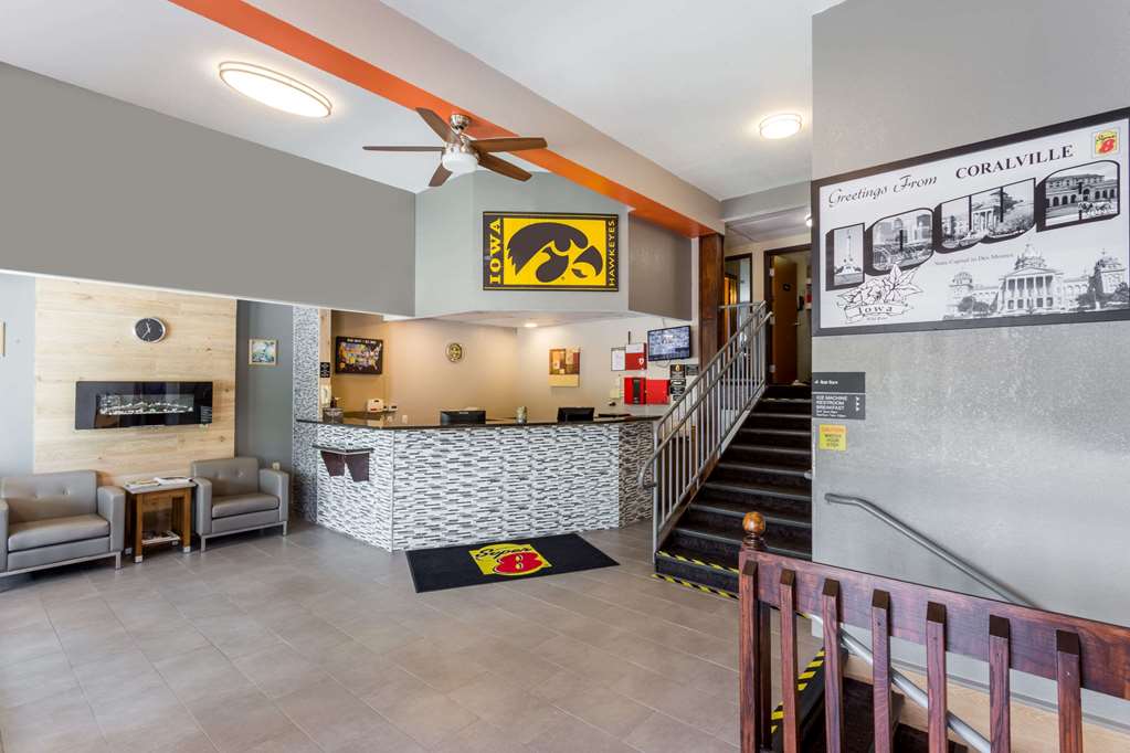 Super 8 by Wyndham Iowa City Coralville - photo 3
