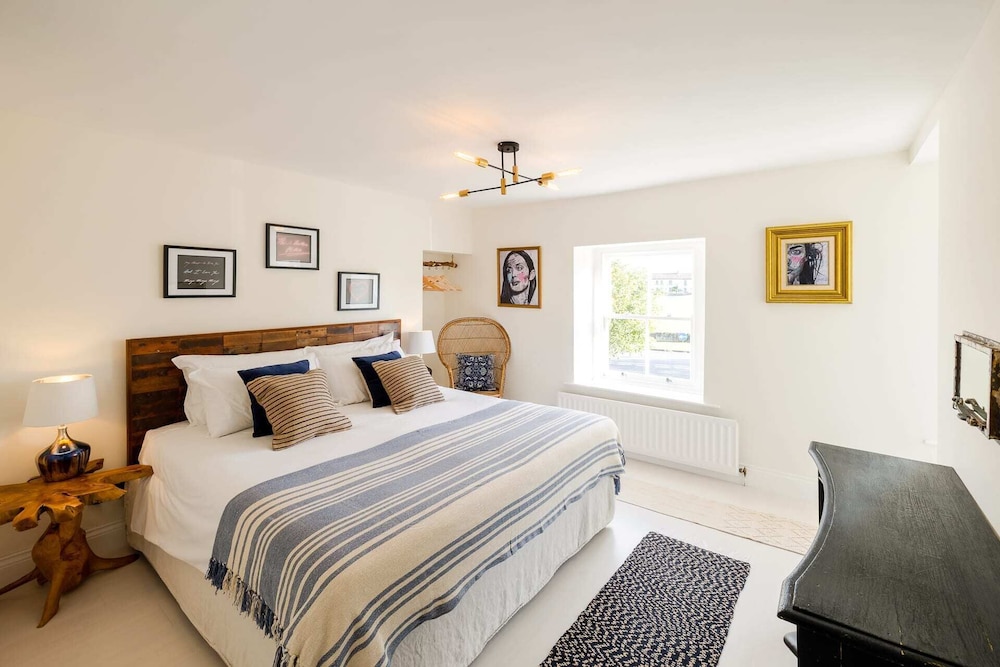 Host Stay Virginia House