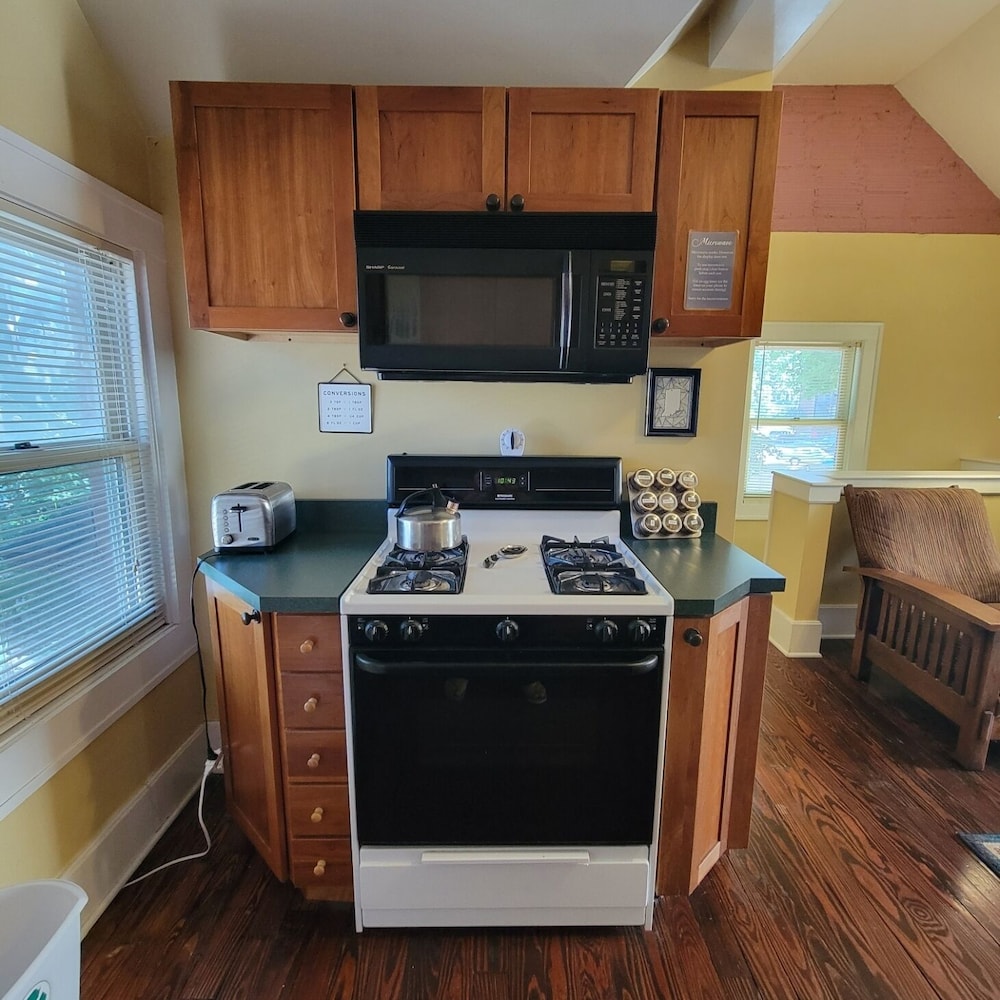 Art and Lodging - photo 29