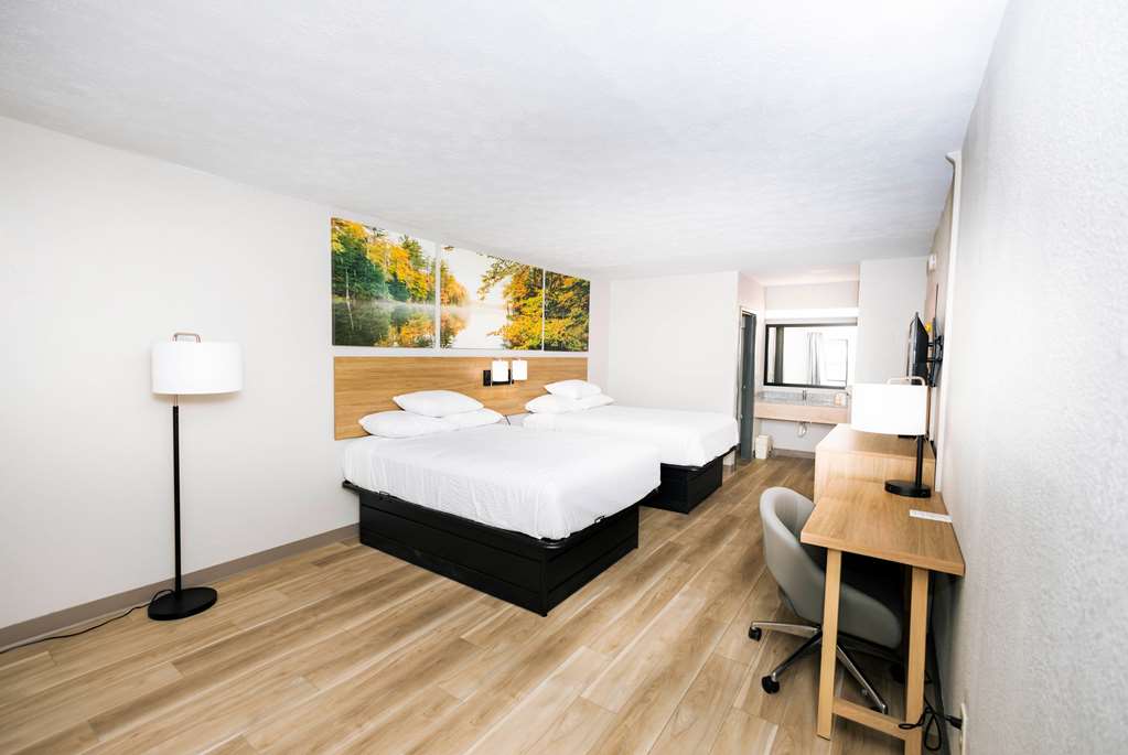 Days Inn by Wyndham Cincinnati East - photo 12