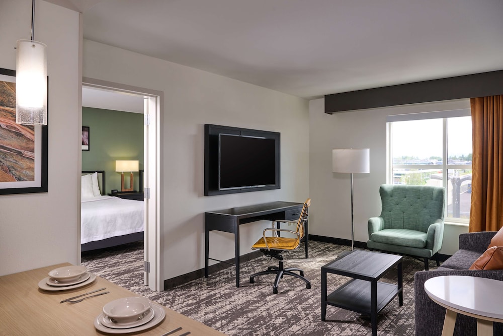 Homewood Suites by Hilton Anchorage - photo 24