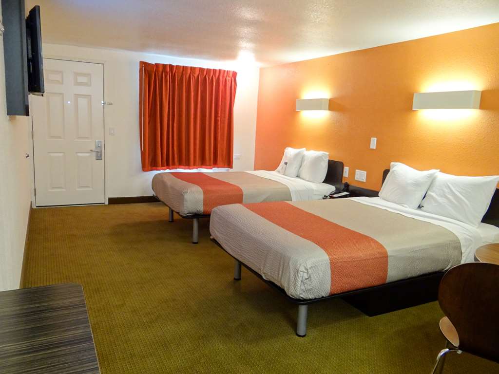 Motel 6 Erie PA - photo 20