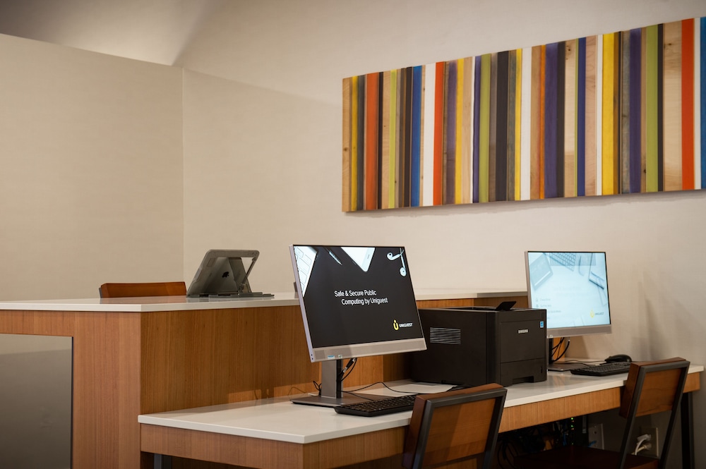 Holiday Inn Express Hotel & Suites Wausau by IHG - photo 13