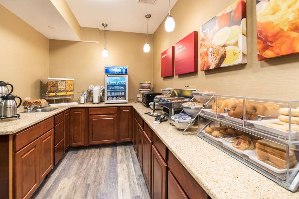 Comfort Suites Atlantic City North - photo 33