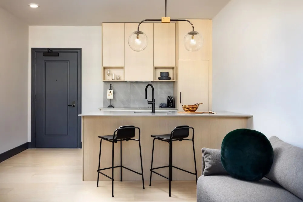 Switch House Hotel - photo 15