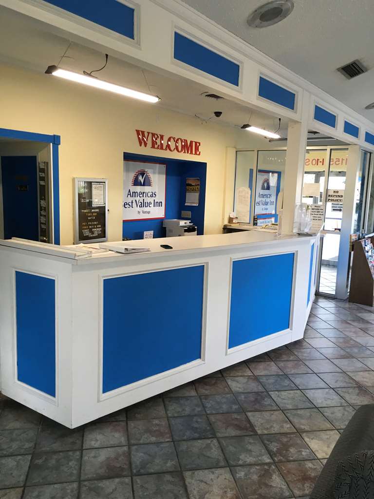 Americas Best Value Inn Beaumont TX - photo 5