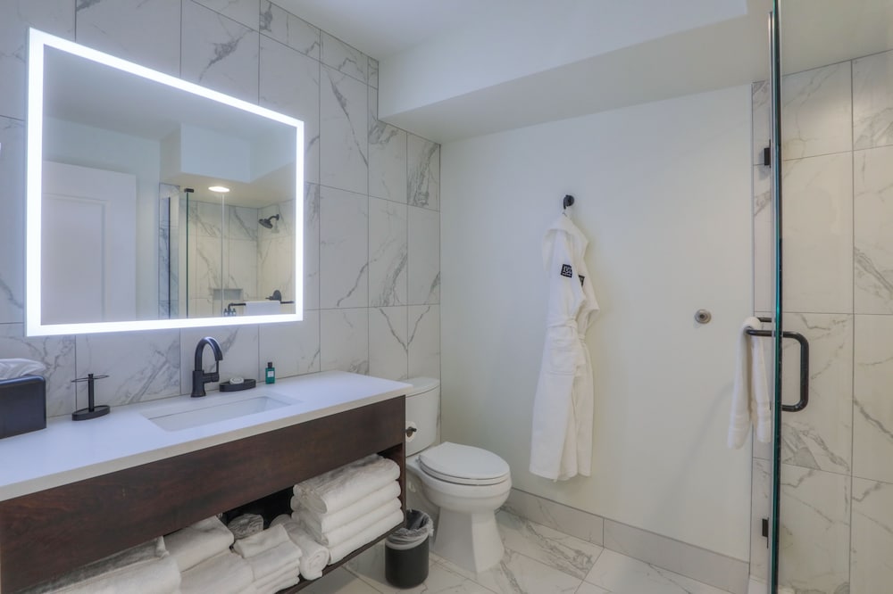 Studio 154 Luxury Hotel - photo 100