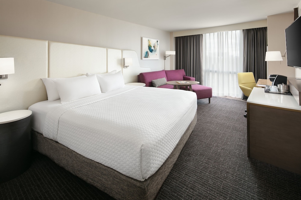 Crowne Plaza Houston Med Ctr Galleria Area by IHG - photo 4