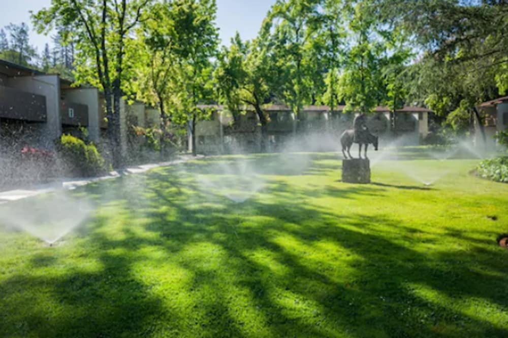 Los Gatos Lodge - photo 21