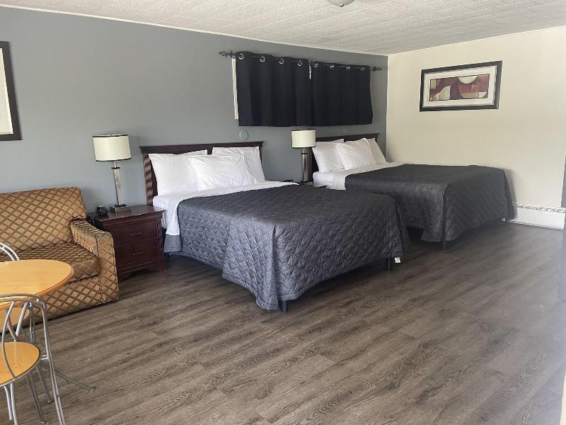 Nites Inn Motel — hotel in Cornwall