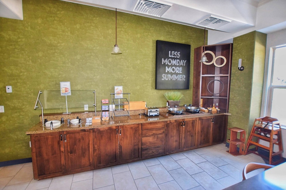 Fairfield by Marriott Inn & Suites Grand Junction Downtown Historic Main Street - photo 24