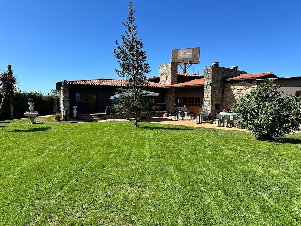 Hotel Playa la Ñora by gaiarooms in Villaviciosa, Spain