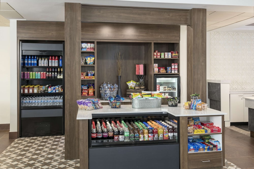 Hilton Garden Inn Scottsdale North Perimeter Center - photo 40