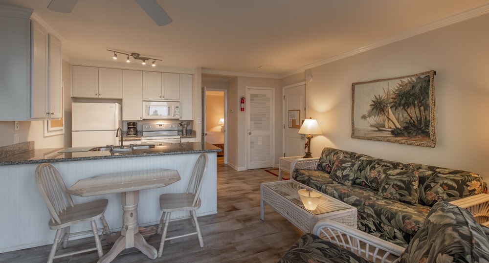 Villas By the Sea Resort & Conference Center - photo 17