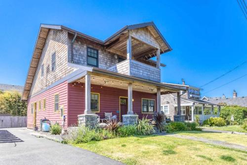 Apollos Corner Meredith Lodging in Cannon Beach, United States
