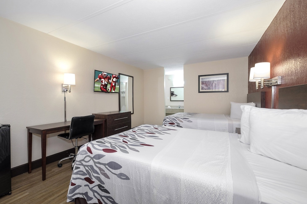 Red Roof Inn Fredericksburg North - photo 7