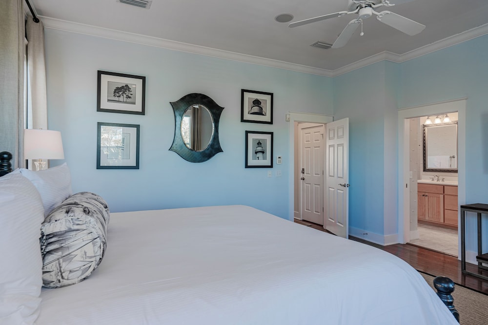 Pet Friendly Seacrest Home for 10 Resort Pool Beach Shuttle - photo 10