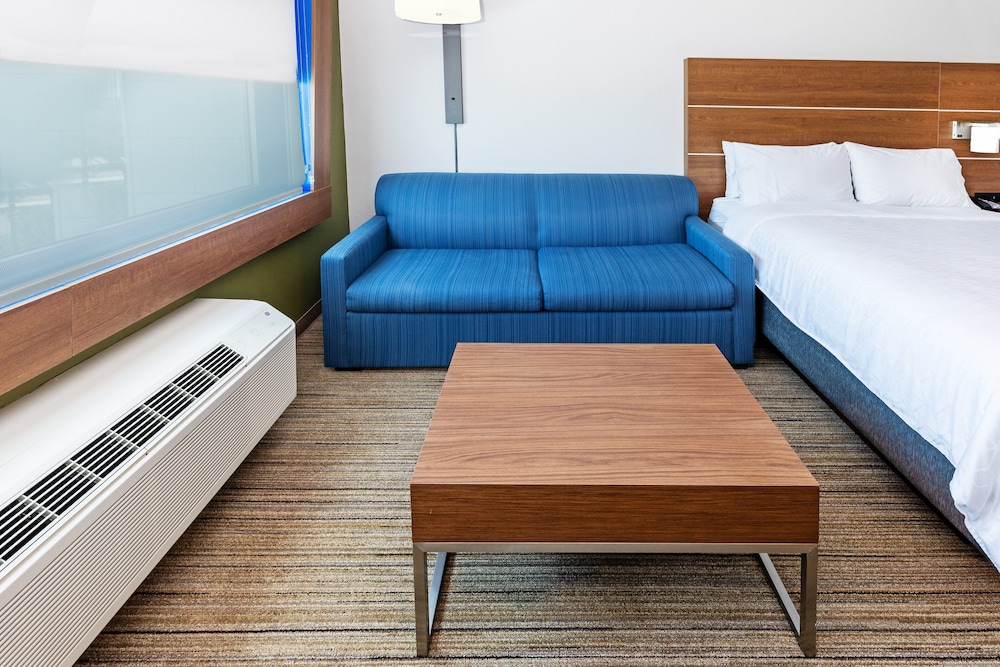 Holiday Inn Express & Suites Stafford NW Sugar Land by IHG - photo 15