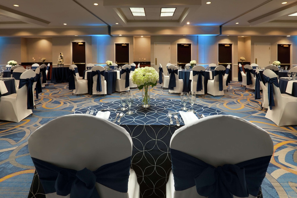 DoubleTree by Hilton Hotel Annapolis - photo 35