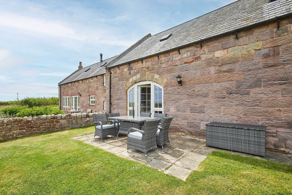Host Stay Dolphin Dream in Berwick-Upon-Tweed, United Kingdom