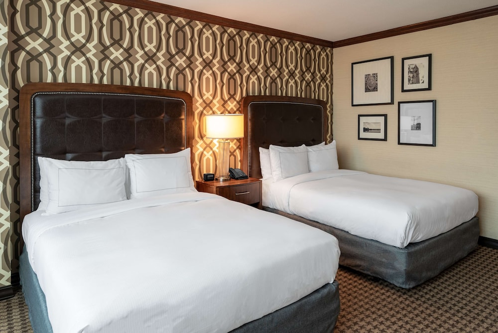 Hilton Alexandria Mark Center - photo 27