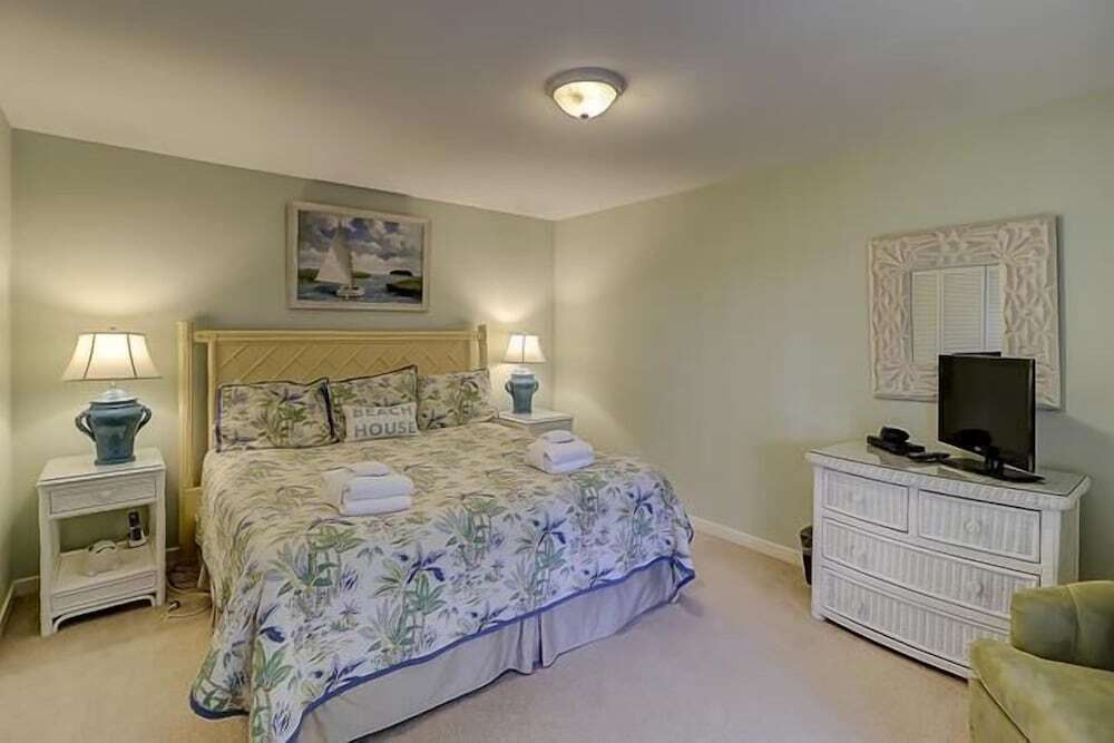 310a Beach Lagoon at the Sea Pines Resort - photo 3