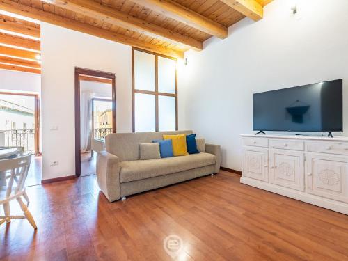 San Domenico Charm Apartment — 4-Star Luxury Hotel in Cagliari, Italy