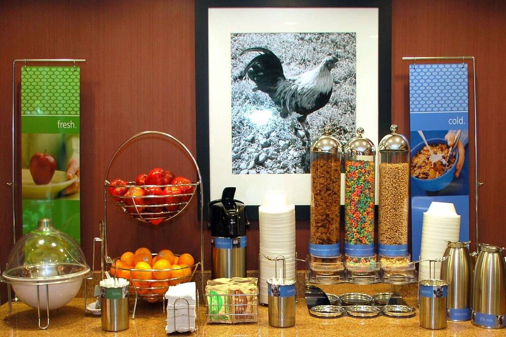Hampton Inn & Suites Denver Highlands Ranch - photo 38