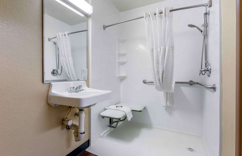 Extended Stay America Suites Phoenix Airport - photo 24